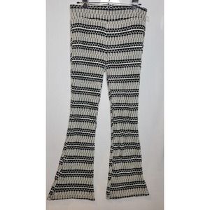 BeBop Knit Bell Bottom Crochet Pants Size Medium Black And White‎